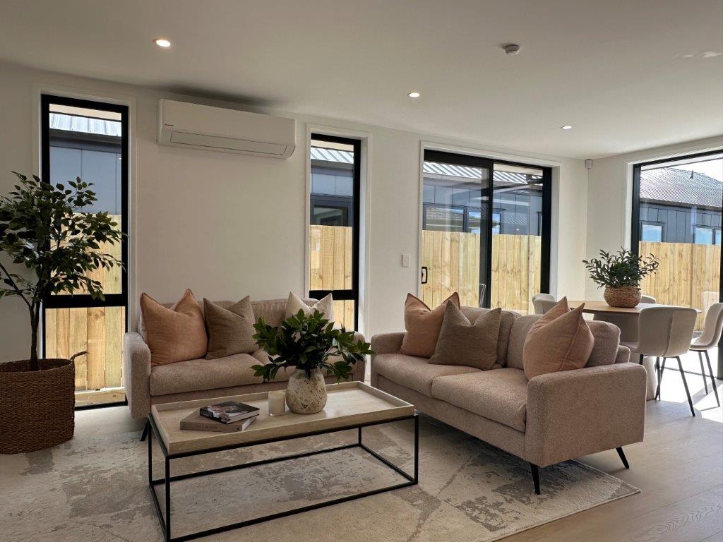 AK Showhome Lounge 2